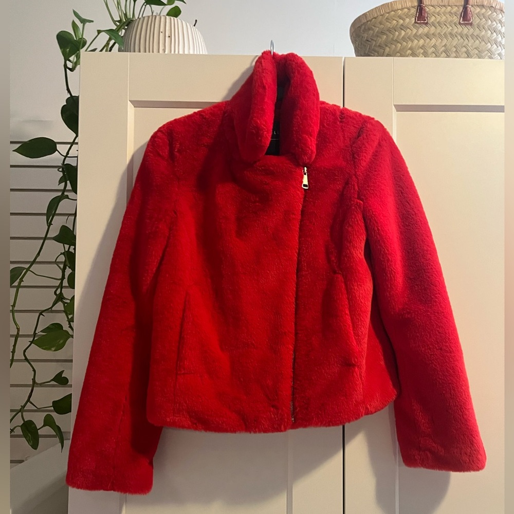 Bagatelle NYC Women's Red Faux fur Jacket